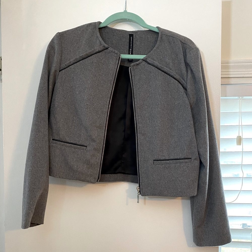 Sleek Grey Blazer with Black Trim